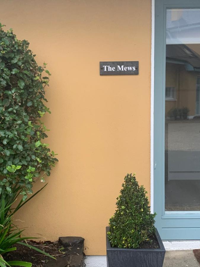 The Mews Villa Нюбридж Екстериор снимка